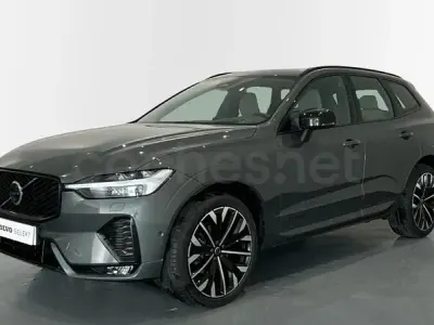Usado Volvo XC60 Ultra 250 CV (183 kW) 2025 Gris / plata SUV