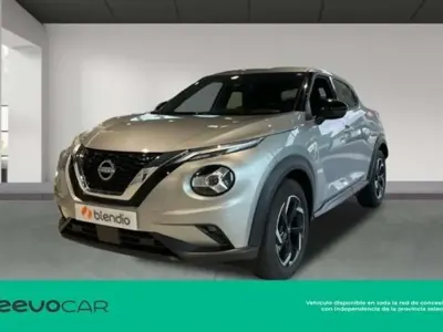 Usado Nissan Juke N-Connecta 114 CV (83 kW) 2024 Gris SUV