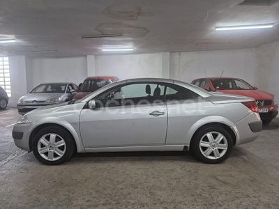 Gris / plata Usado 2005 Renault Mégane Cabriolet Authentique Descapotable | 4170 € (Precio justo)