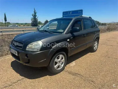 Usado Hyundai Tucson Comfort 140 CV (102 kW) 2007 Negro SUV