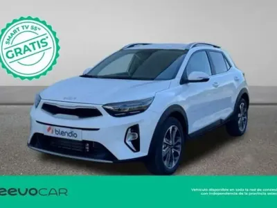 Usado Kia Stonic Style 101 CV (74 kW) 2025 Blanco SUV