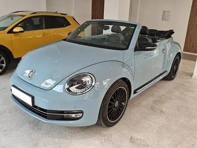 Usado VW Beetle R-line 140 CV (102 kW) 2014 Azul Utilitario