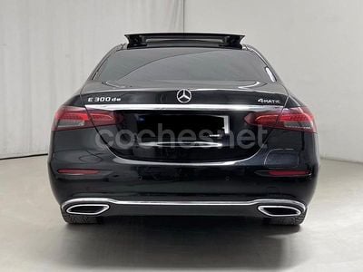 Usado Mercedes E300 313 CV (230 kW) 2023 Negro Berlina