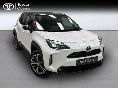 Usado Toyota Yaris Style 116 CV (85 kW) 2022 Blanco Utilitario