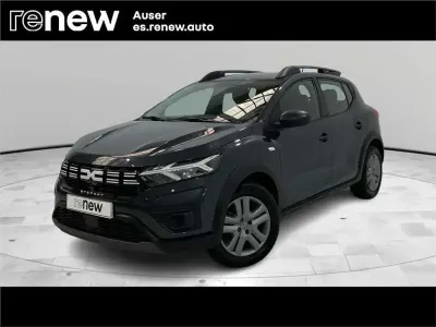 Usado Dacia Sandero Essentiel 101 CV (74 kW) 2022 Gris Utilitario