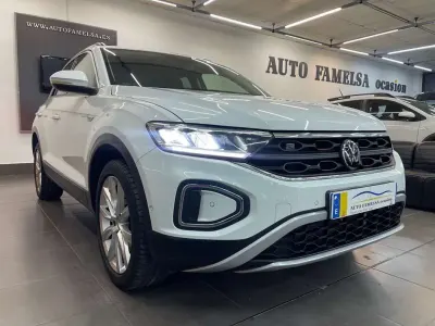 Usado VW T-Roc Life 150 CV (110 kW) 2023 Blanco SUV