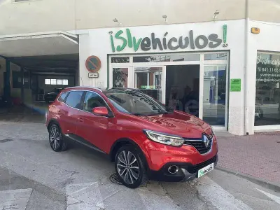 Usado Renault Kadjar Zen 130 CV (95 kW) 2016 Rojo SUV