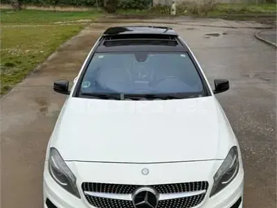 Usado Mercedes A200 AMG line 136 CV (100 kW) 2013 Blanco Berlina