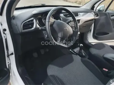 Käytetty Citroën C3 PureTech 82 HP (60 kW) 2014 Valkoinen Sedan
