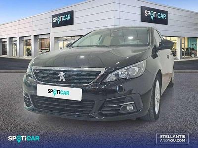 Usado Peugeot 308 SW Style 131 CV (96 kW) 2020 Negro Familiar
