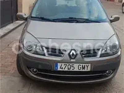 Usado Renault Scénic III Dynamique 105 CV (77 kW) 2009 Beige Monovolumen