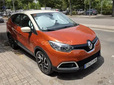 Usado Renault Captur Zen 90 CV (66 kW) 2014 Naranja SUV