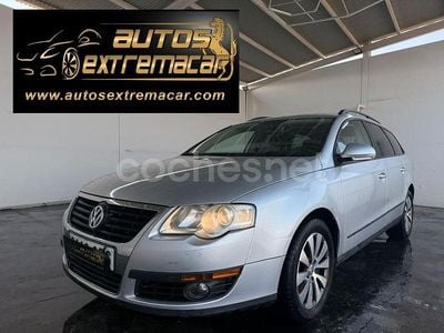 Usado VW Passat Advance 110 CV (80 kW) 2008 Gris / plata Familiar