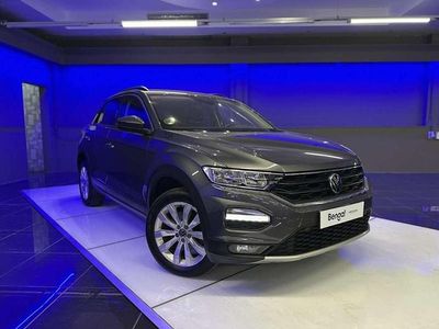 Usado VW T-Roc Advance 150 CV (110 kW) 2021 Gris SUV