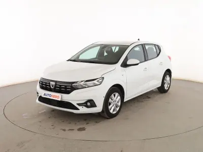 Usado Dacia Sandero Comfort 91 CV (66 kW) 2022 Blanco Berlina