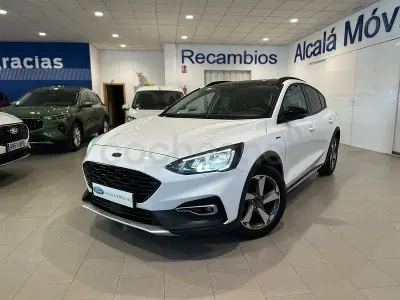 Usado Ford Focus Active 120 CV (88 kW) 2021 Blanco Berlina