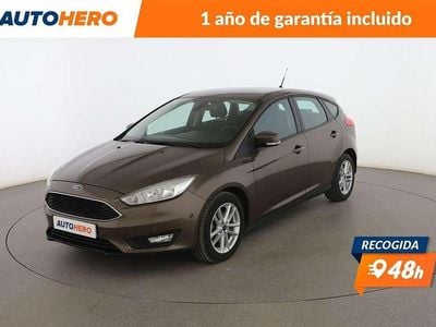Usado Ford Focus Trend+ 126 CV (92 kW) 2016 Marrón Berlina