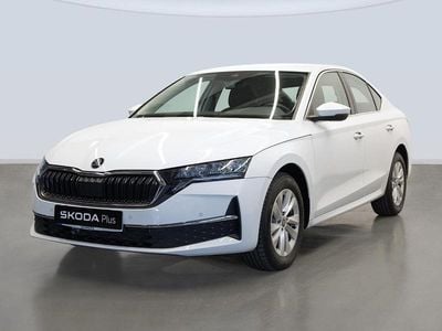 Usado Skoda Octavia Selection 116 CV (85 kW) 2025 Blanco Berlina