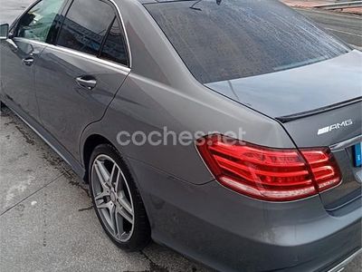 Usado Mercedes E220 Avantgarde 170 CV (125 kW) 2016 Gris / plata Berlina