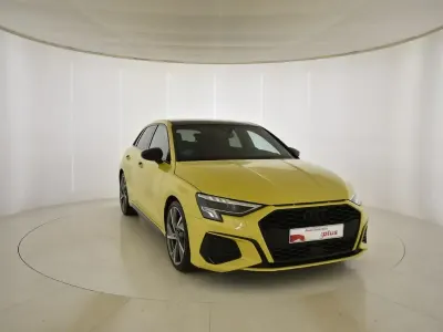 Usado Audi A3 150 CV (110 kW) 2022 Amarillo Berlina