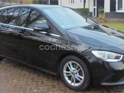 Mercedes B180