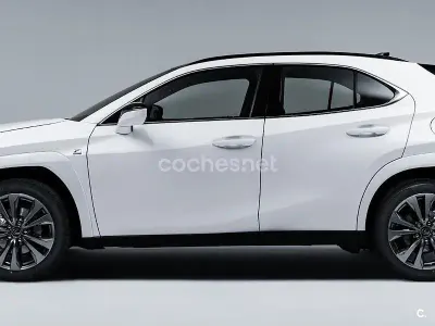 Usado Lexus UX Sport Line 184 CV (135 kW) 2021 Blanco SUV
