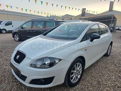 Usado Seat Leon Sport 105 CV (77 kW) 2009 Blanco Utilitario