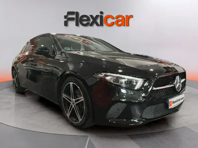 Usado Mercedes A180 116 CV (85 kW) 2019 Negro Berlina