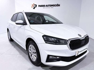 Usado Skoda Fabia Selection 95 CV (69 kW) 2024 Blanco Utilitario
