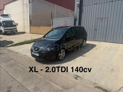 Usado Seat Altea XL Style 140 CV (102 kW) 2013 Negro Monovolumen