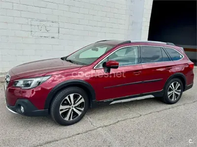 Usado Subaru Outback 175 CV (128 kW) 2019 Rojo Familiar