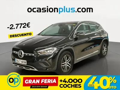 Usado Mercedes GLA200 163 CV (119 kW) 2020 Negro SUV