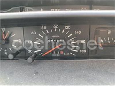 Usado Peugeot 205 60 CV (44 kW) 1997 Azul Utilitario