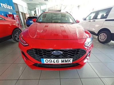 Używany Ford Focus ST-Line 125 KM (91 kW) 2023 Czerwony
