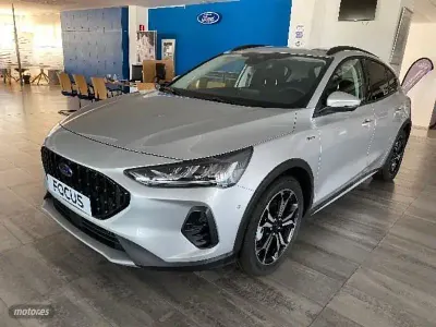 Usado Ford Focus Active X 155 CV (114 kW) 2022 Plateado SUV