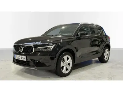 Begagnad Volvo XC40 Core 163 HK (119 kW) 2024 Svart SUV