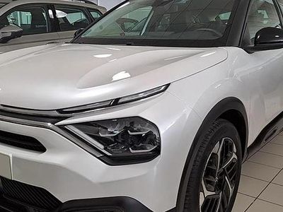 Blanca nacarada Usado 2023 Citroën C4 Feel Berlina | 15.380 € (Precio justo)