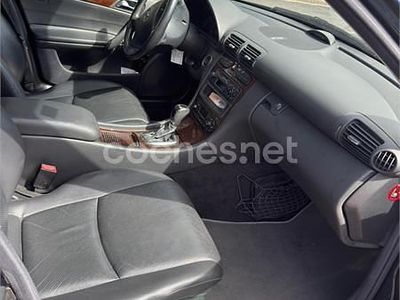 Usado Mercedes C320 Elegance 218 CV (160 kW) 2004 Azul Berlina