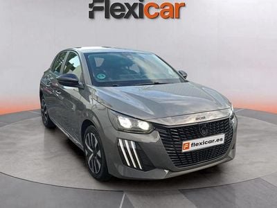 Usado Peugeot 208 Active 102 CV (75 kW) 2024 Gris Utilitario