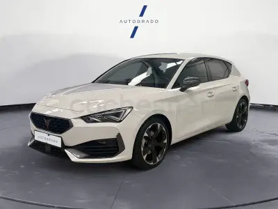 Usado Cupra Leon 150 CV (110 kW) 2023 Blanco Berlina