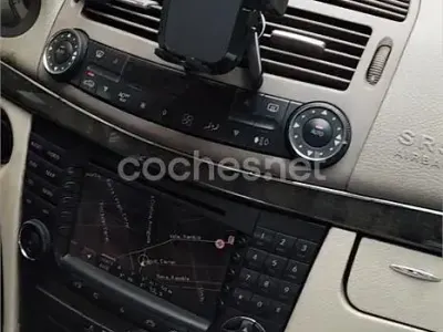 Usado Mercedes E320 Avantgarde 224 CV (164 kW) 2005 Negro Berlina