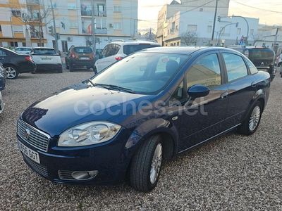 Azul Usado 2008 Fiat Linea Active Berlina | 4500 € (Caro)