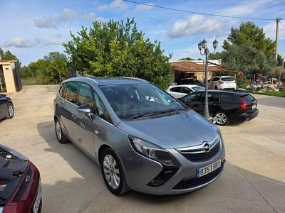 Usado Opel Zafira Tourer Selective 130 CV (95 kW) 2014 Gris / plata Monovolumen