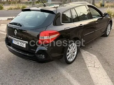 Usado Renault Laguna III Expression 130 CV (95 kW) 2008 Negro Familiar