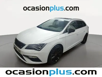 Usado Seat Leon FR 184 CV (135 kW) 2017 Blanco Monovolumen