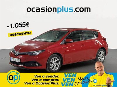 Używany Toyota Auris Active 116 KM (85 kW) 2016 Czerwony