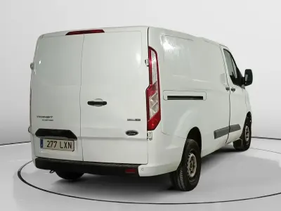 Usado Ford Transit Custom 130 CV (95 kW) 2022 Blanco Berlina