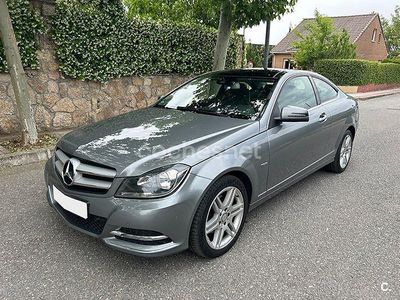 Usado Mercedes C220 170 CV (125 kW) 2011 Gris / plata Coupe