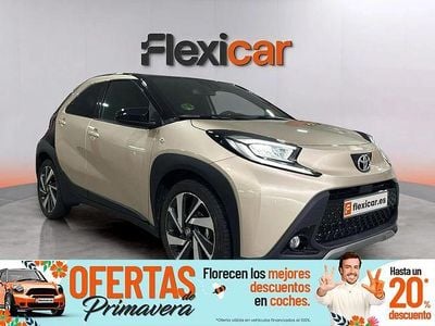 Usado Toyota Aygo 72 CV (52 kW) 2022 Naranja