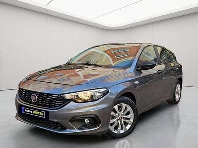 Usado Fiat Tipo Business 120 CV (88 kW) 2020 Gris Utilitario